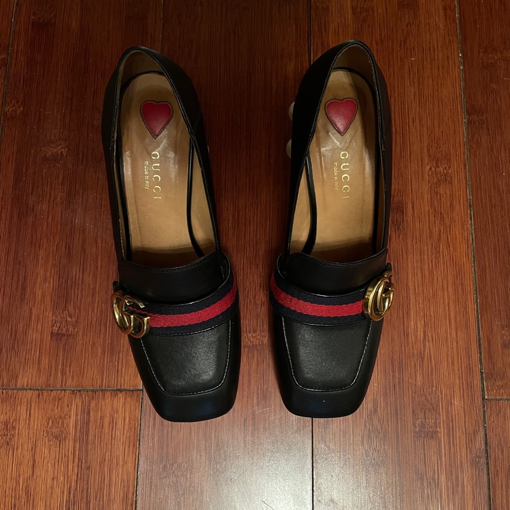 Gucci pump